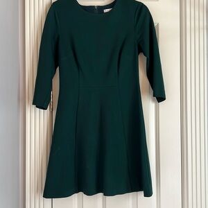 Trina Turk A- like dress in beautiful sark green color in size 6
